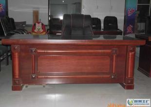 3000元低價特賣 實木老板桌的居家辦公優選