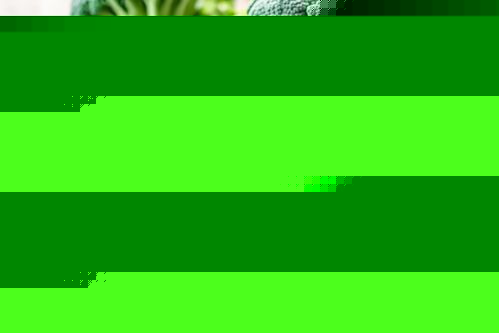 西藍花 綠色健康的農(nóng)產(chǎn)品創(chuàng)意攝影與海報設計