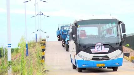 成功駕校業(yè)務(wù)范圍真廣,所有車型都可以培訓(xùn)、考試;還可以辦理道路運(yùn)輸駕駛員從業(yè)資格證(客運(yùn)、貨運(yùn)、道路危險貨物運(yùn)輸)!