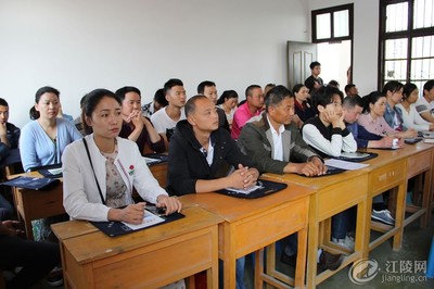 江陵運(yùn)通駕校舉行汽車駕駛員職業(yè)技能培訓(xùn)開班儀式
