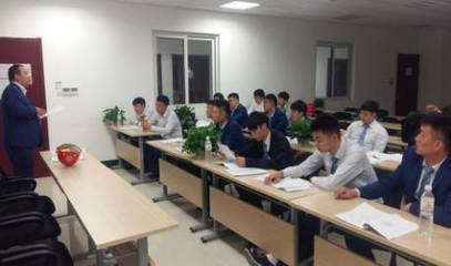 地鐵試運(yùn)行 司機(jī)都在做什么